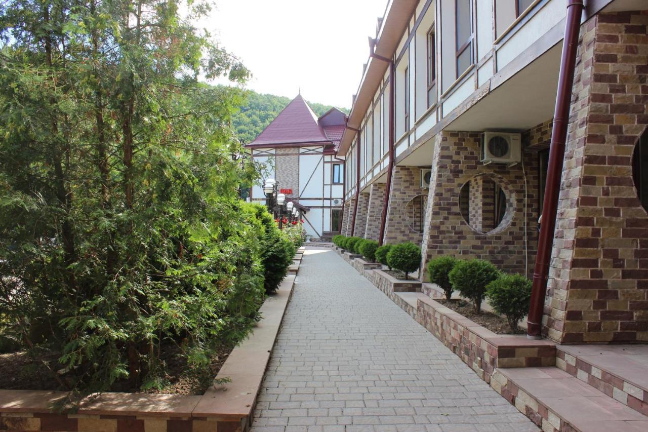 Mishyn-City Hotel Dobrovlyany Extérieur photo