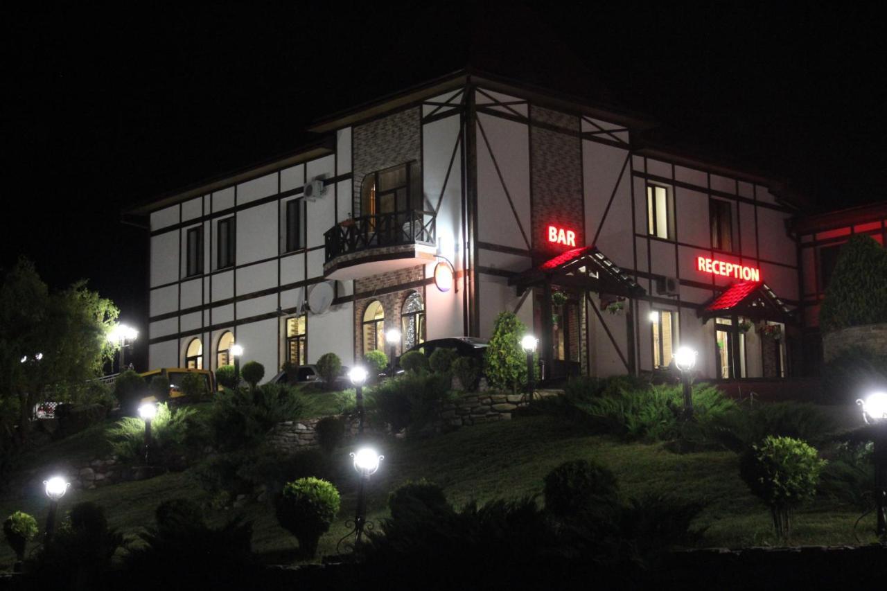Mishyn-City Hotel Dobrovlyany Extérieur photo