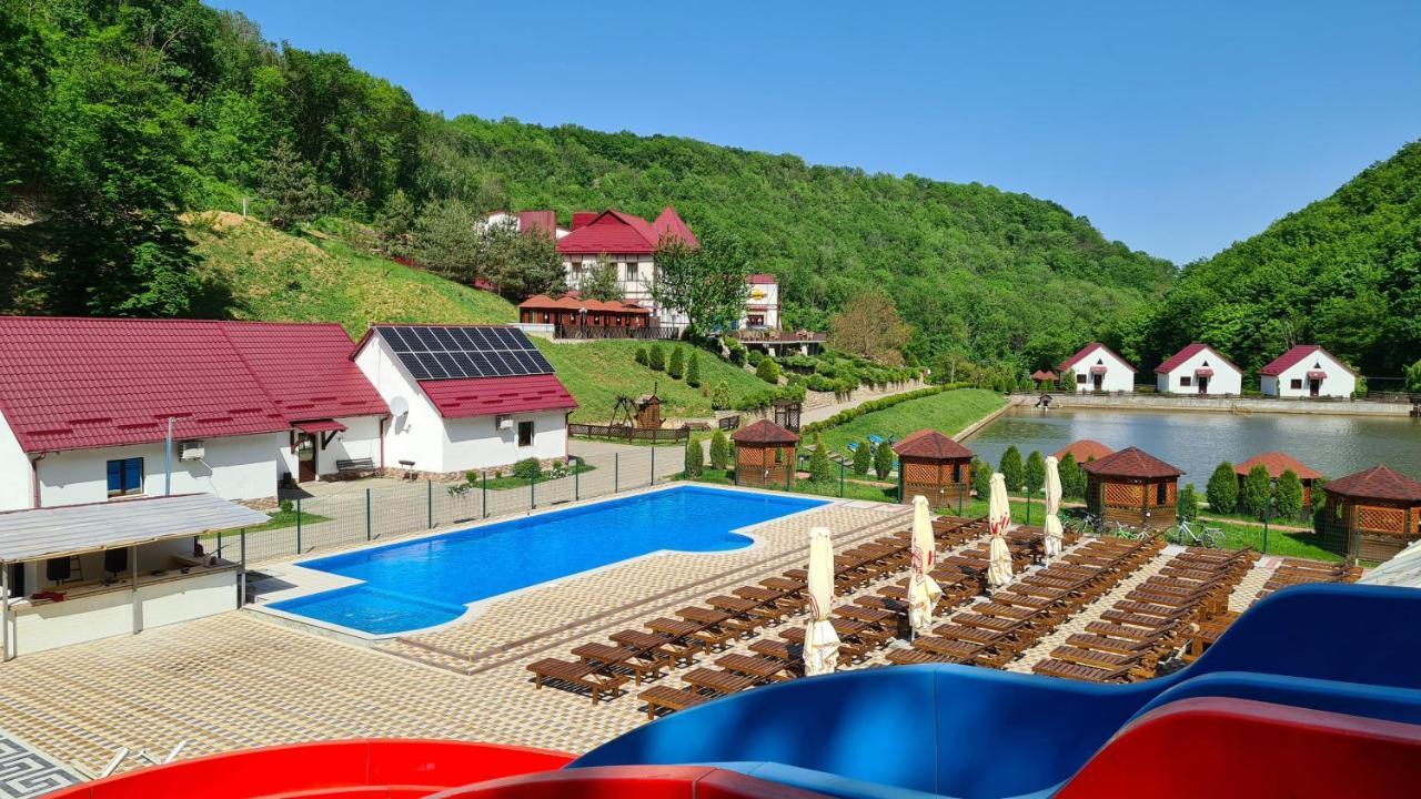 Mishyn-City Hotel Dobrovlyany Extérieur photo